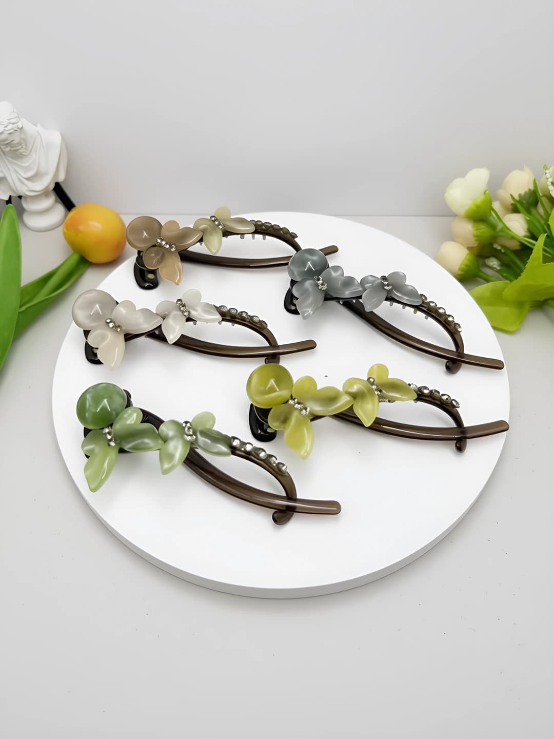Women's hair clips and combs: versatile style, handmade, with rhinestones, decorative hair clip with bow design element