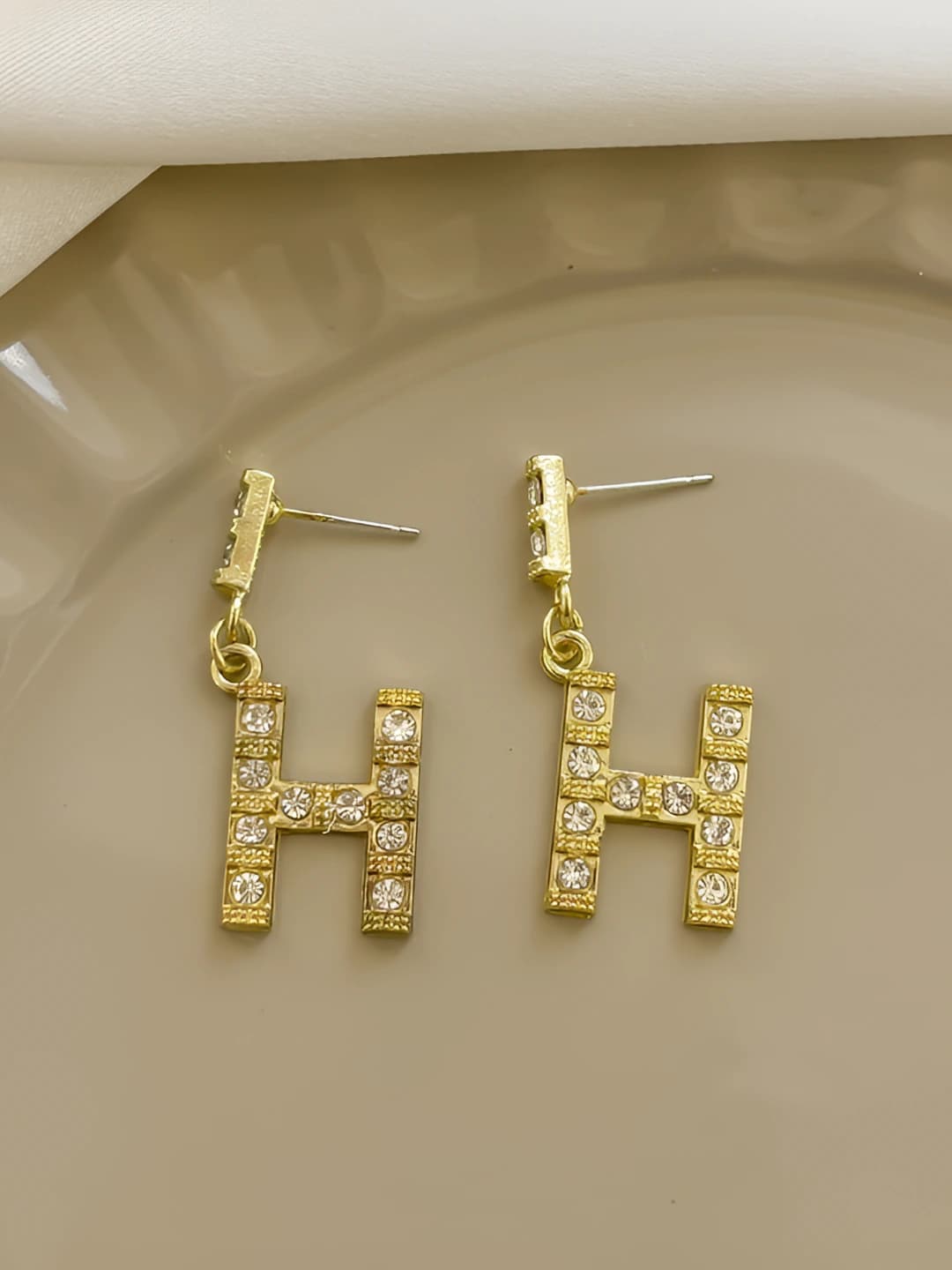 H-shape full diamond studs