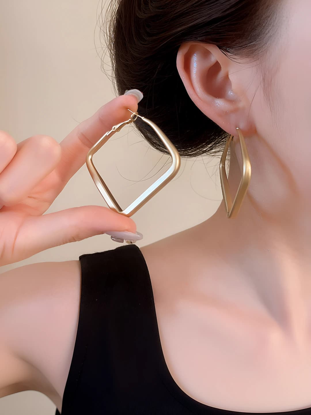 Gold square hoops