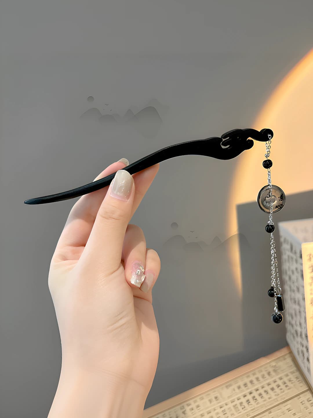 33# Wooden moon-chasing tassel hair pin