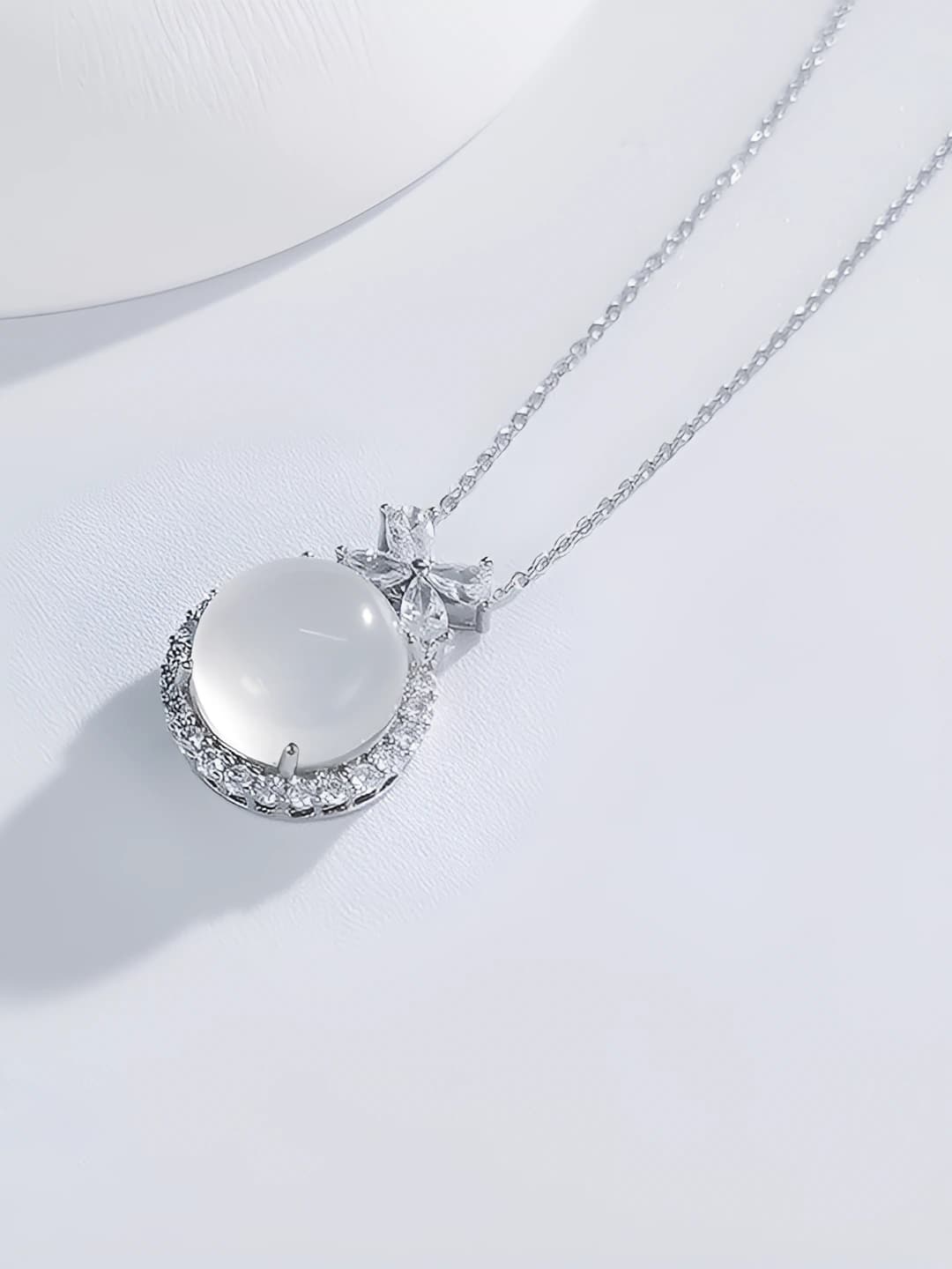 White gold + Ice chalcedony (large)