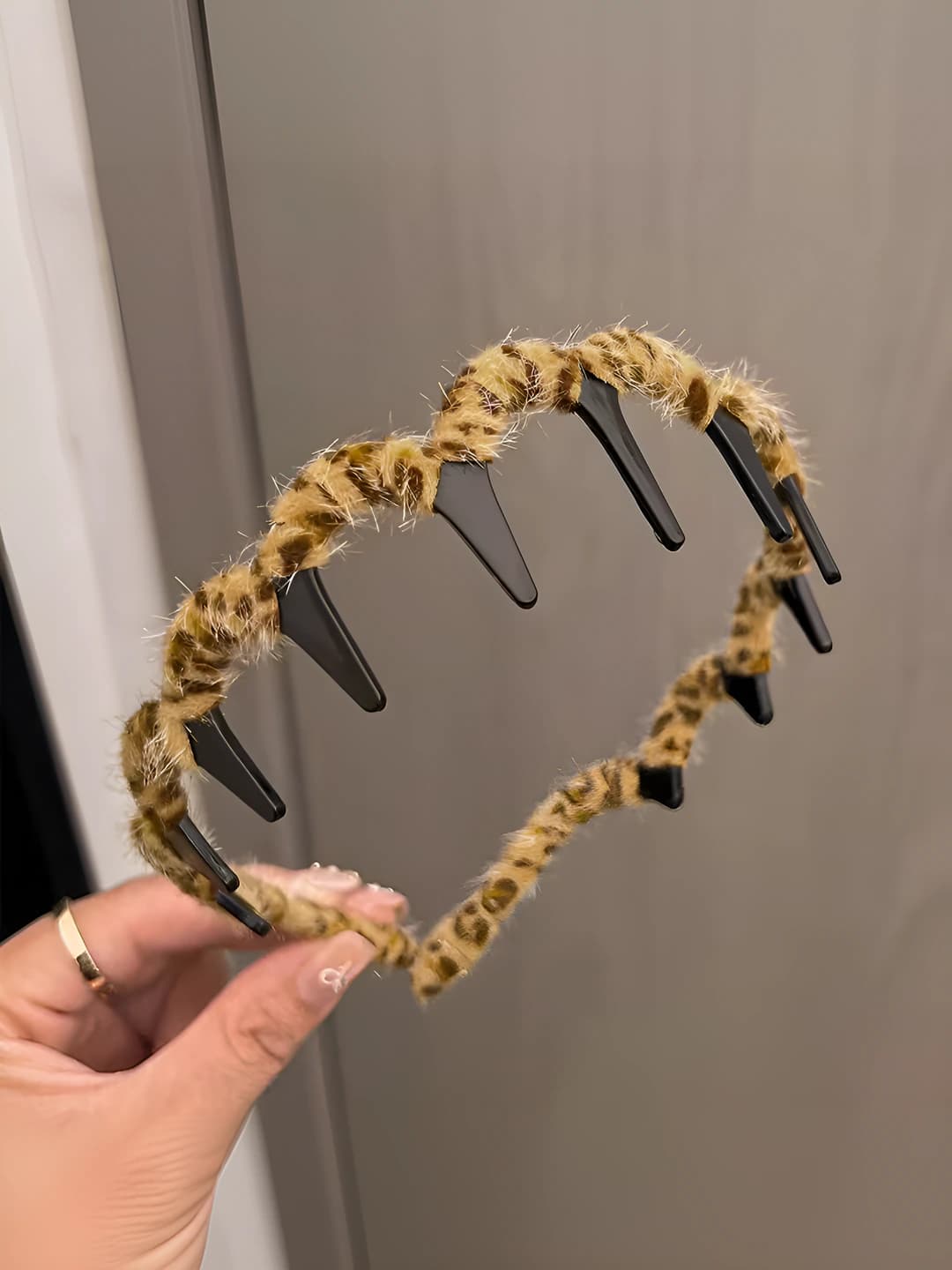 Women's Korean style autumn-winter leopard print fabric headband