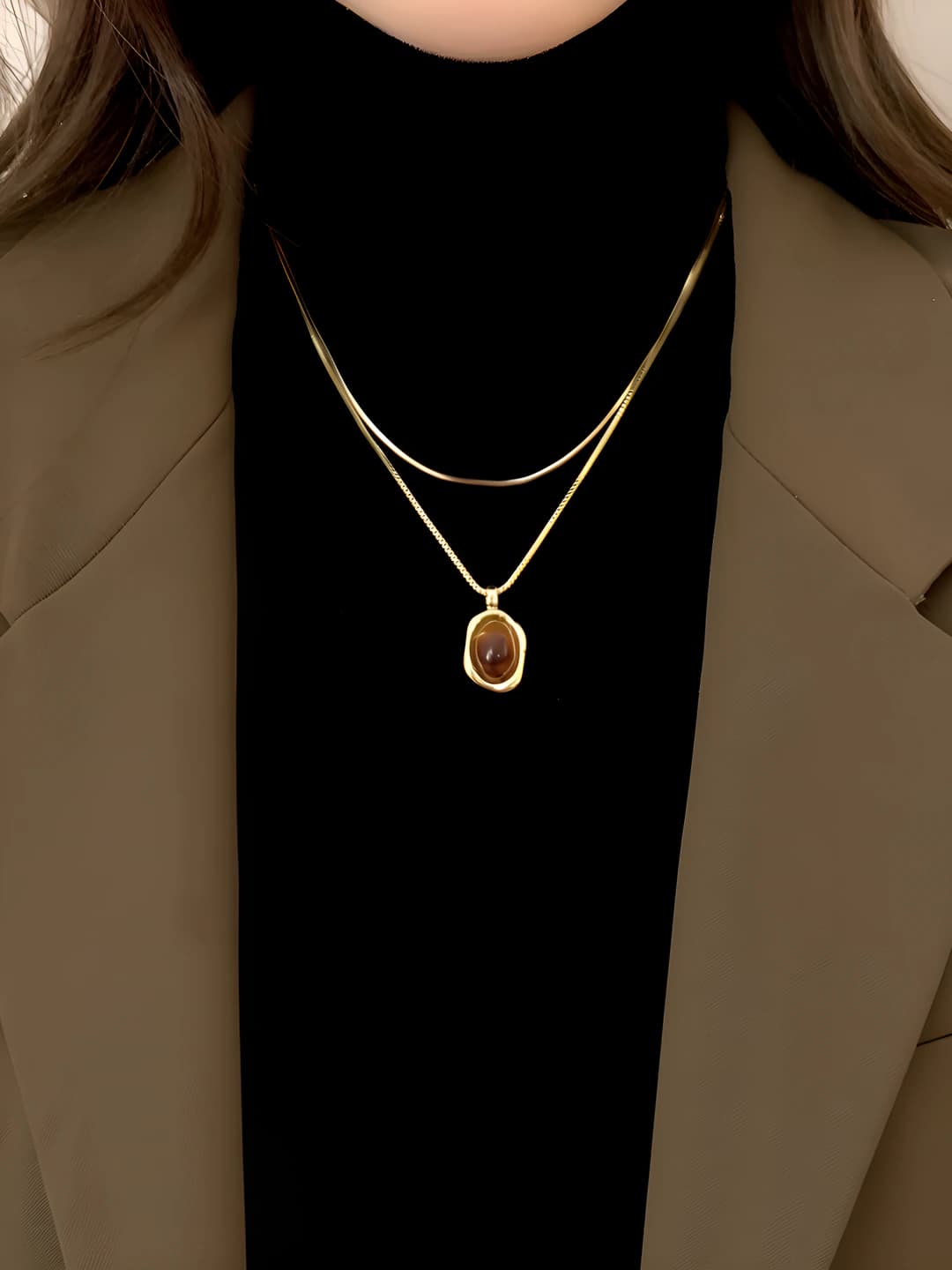 Oltin amber ikki qatlamli