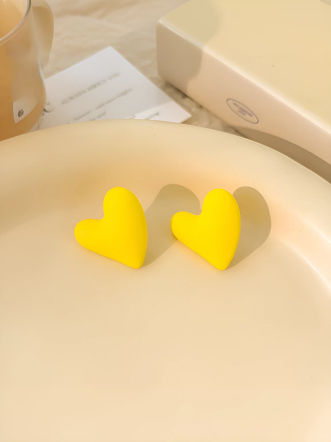 Heart yellow studs, 925 silver