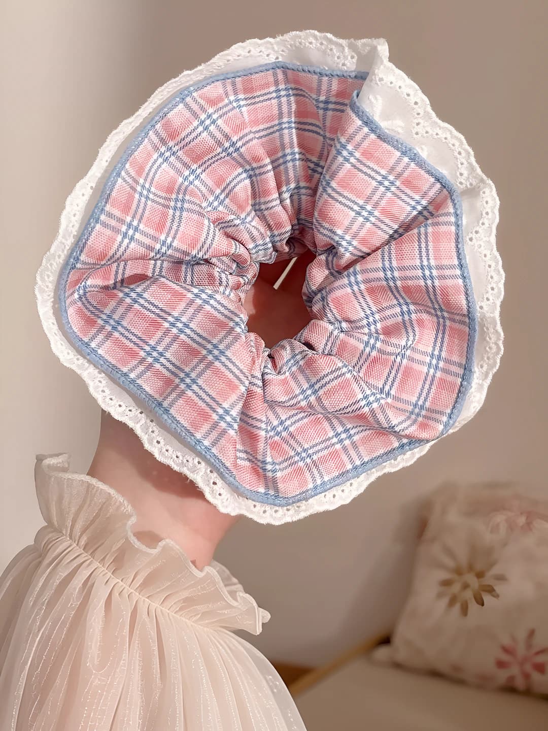 3# Pink small check, white lace, ~17 cm