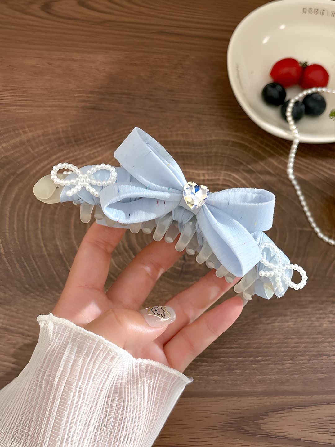 Blue banana clip