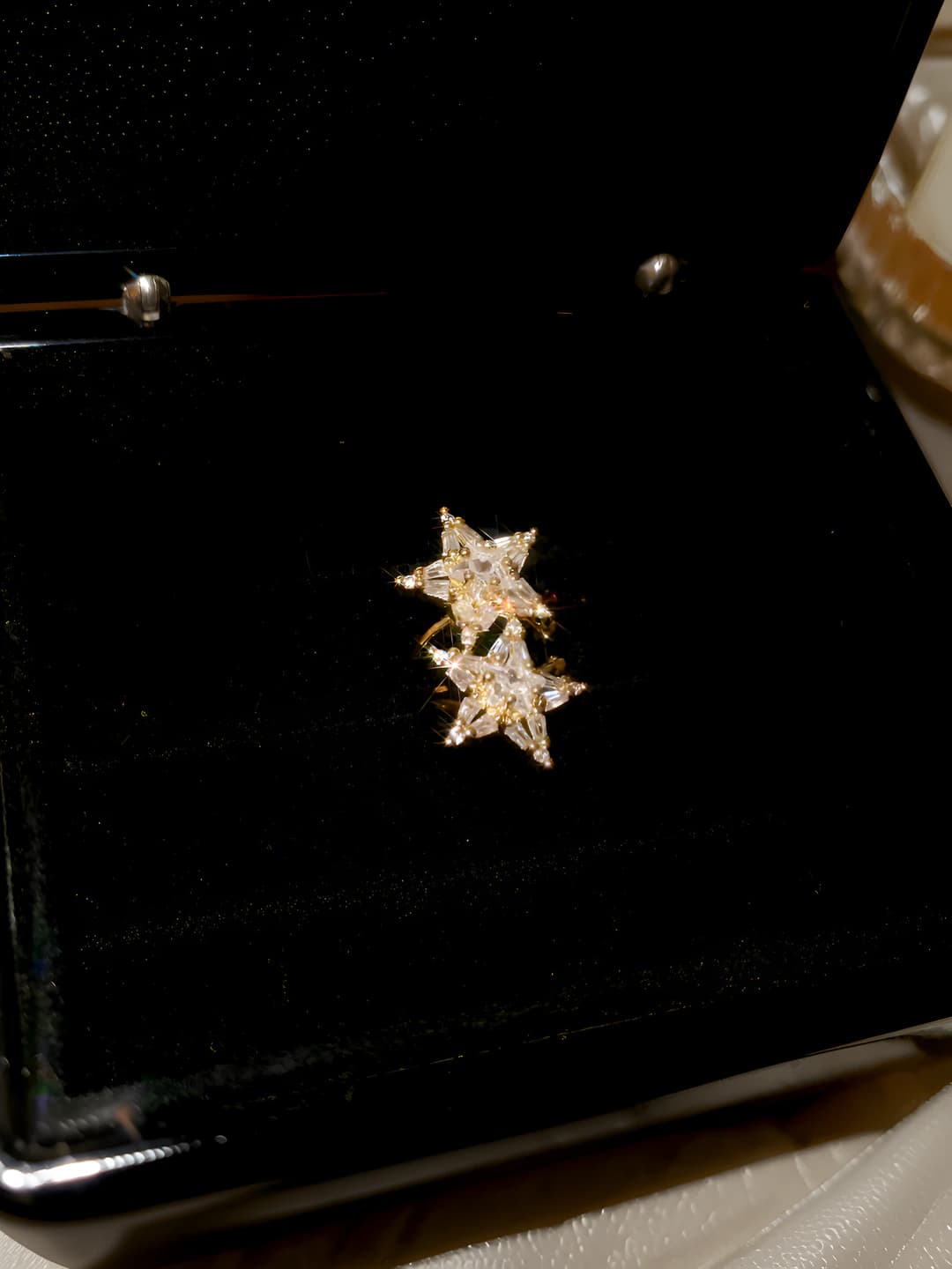 Ear cuff - Gold star
