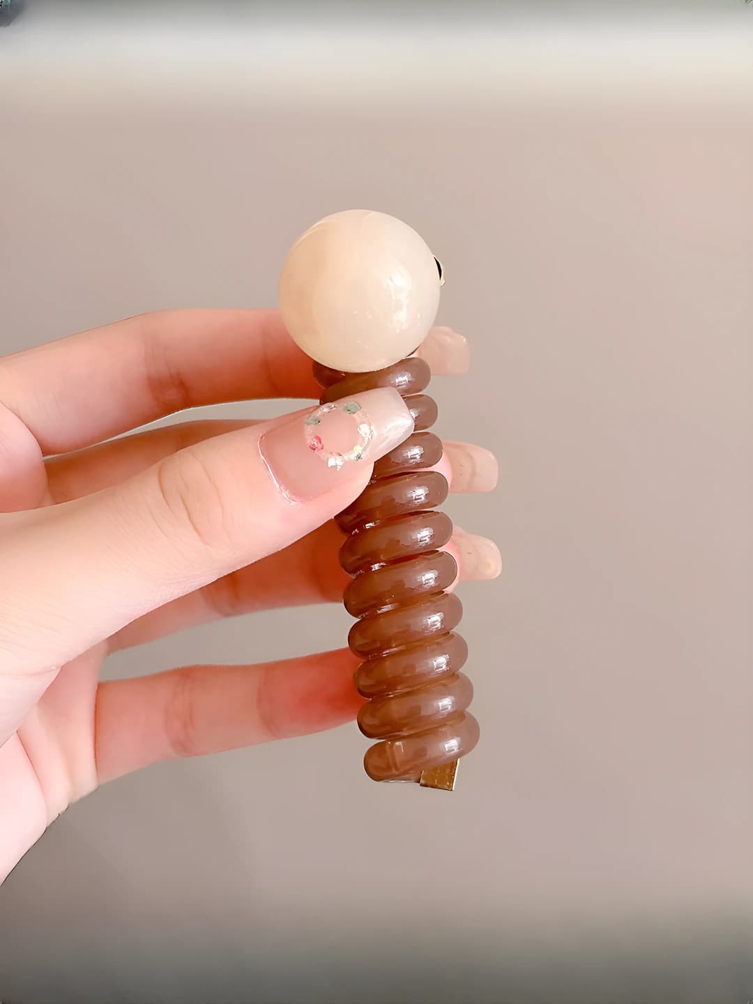 1# Coffee wire, off-white beads