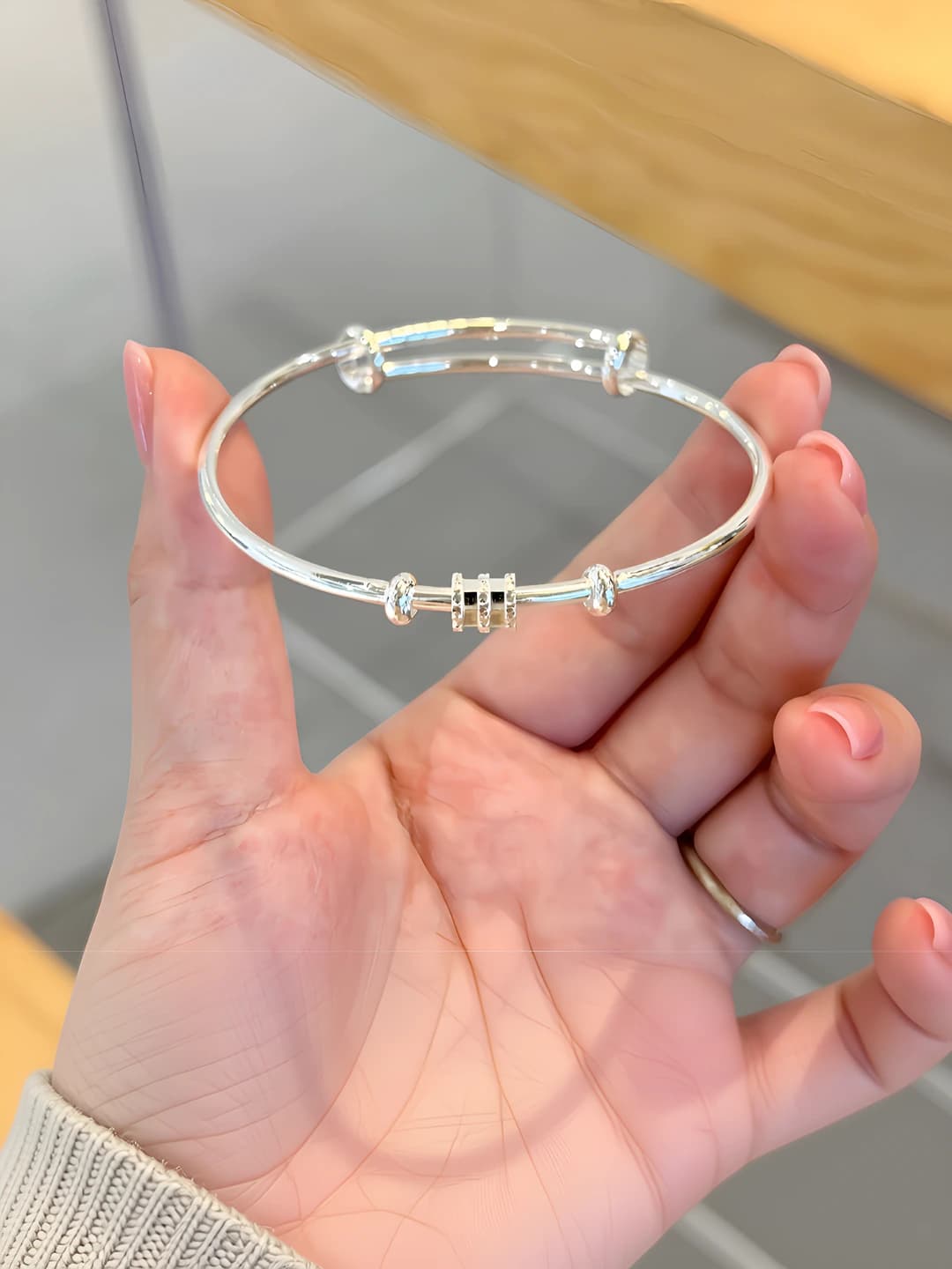 Women's silver-colored bracelet, copper, design element circle and oval, style sweet
