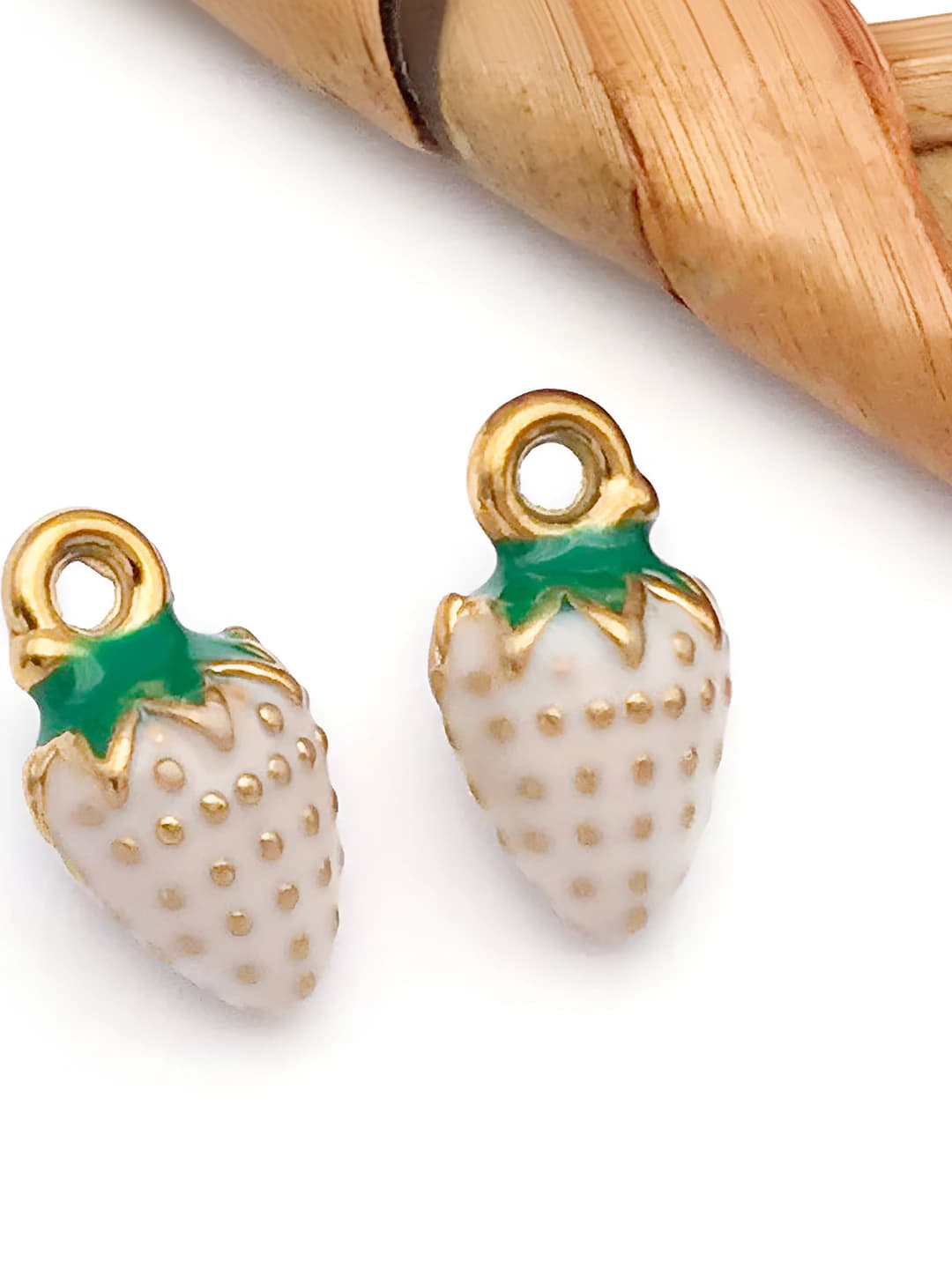 1 шт Белый маленький 6x11mm