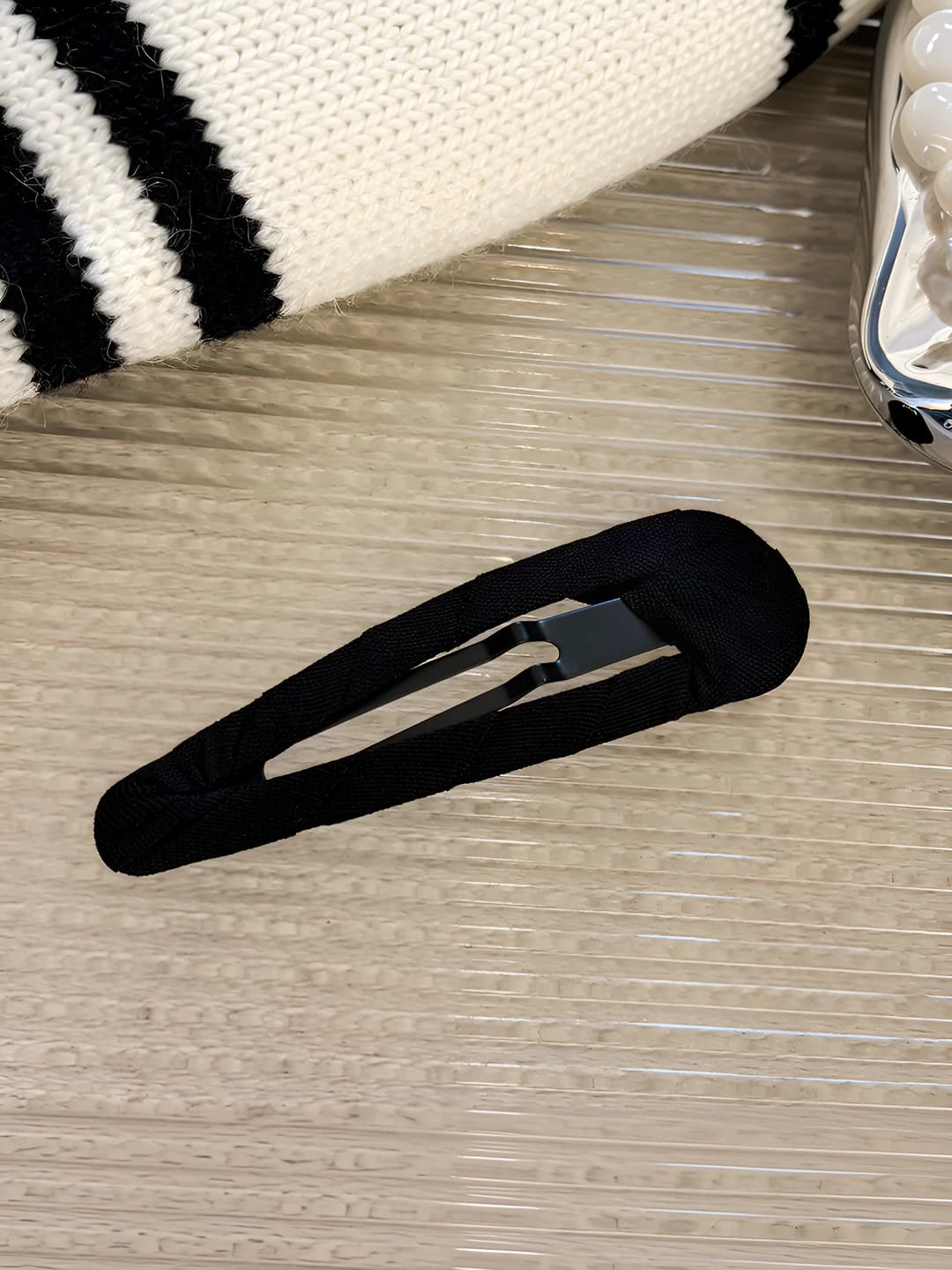 Water drop hair clip