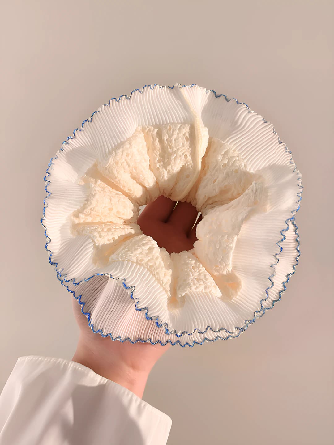 2# Double layer blue floral lace edge - 16 cm