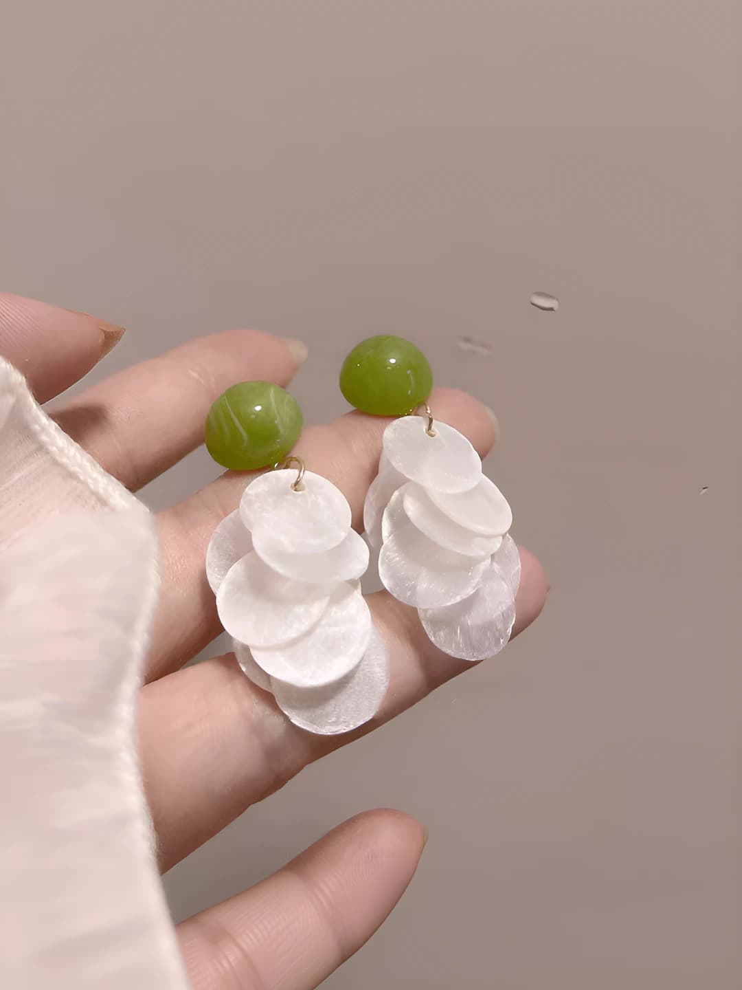 Green natural shell earrings