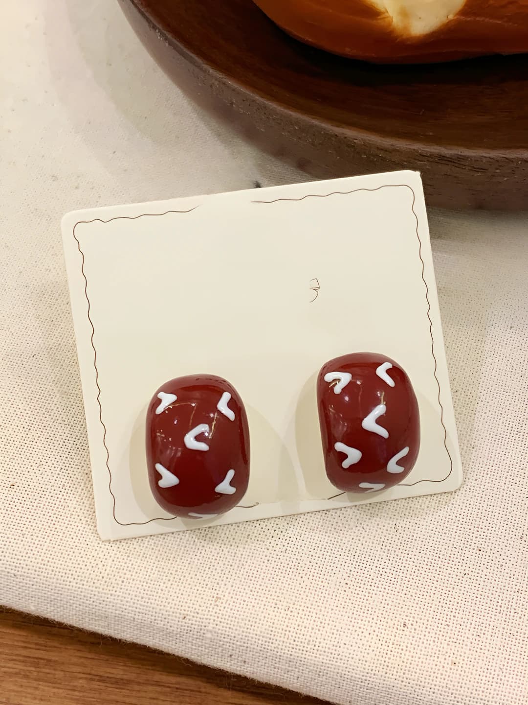 Red half-circle