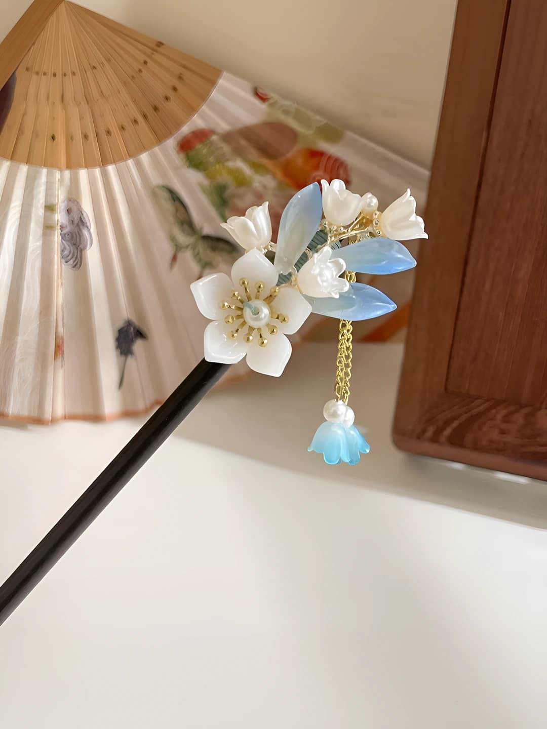 1# Blue leaf flowers