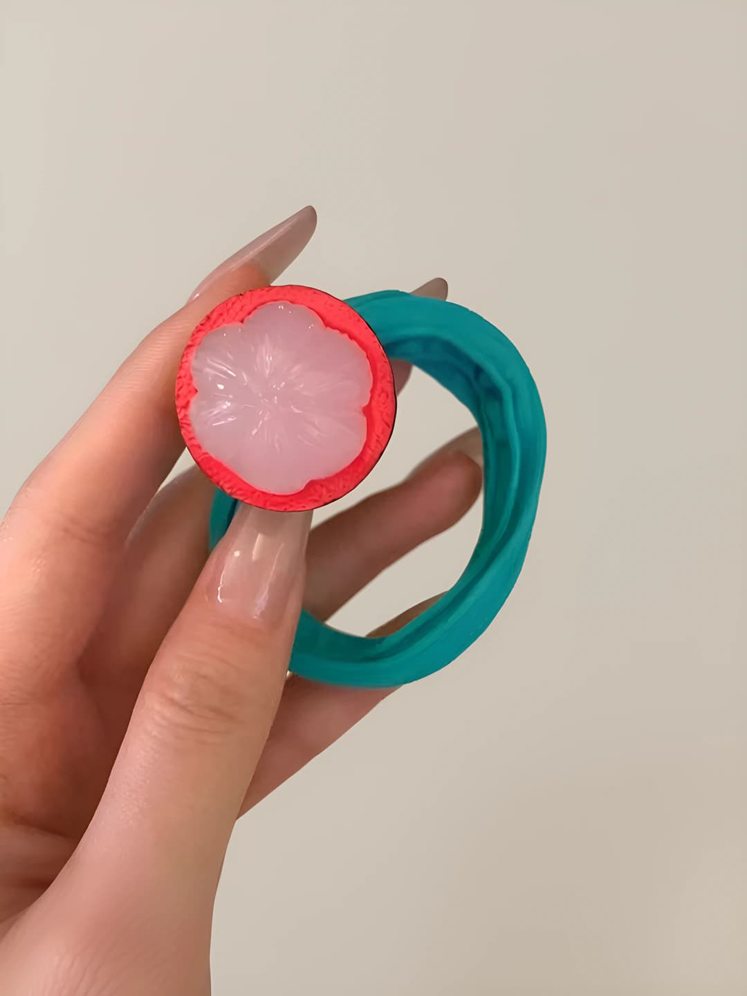 Mangosteen hair tie