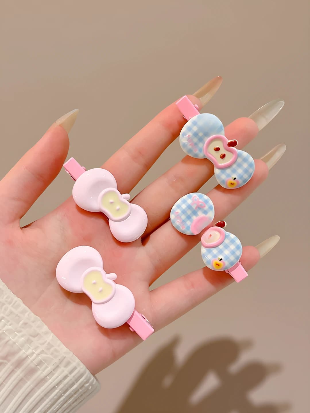 Apple and butterfly, 4 pcs