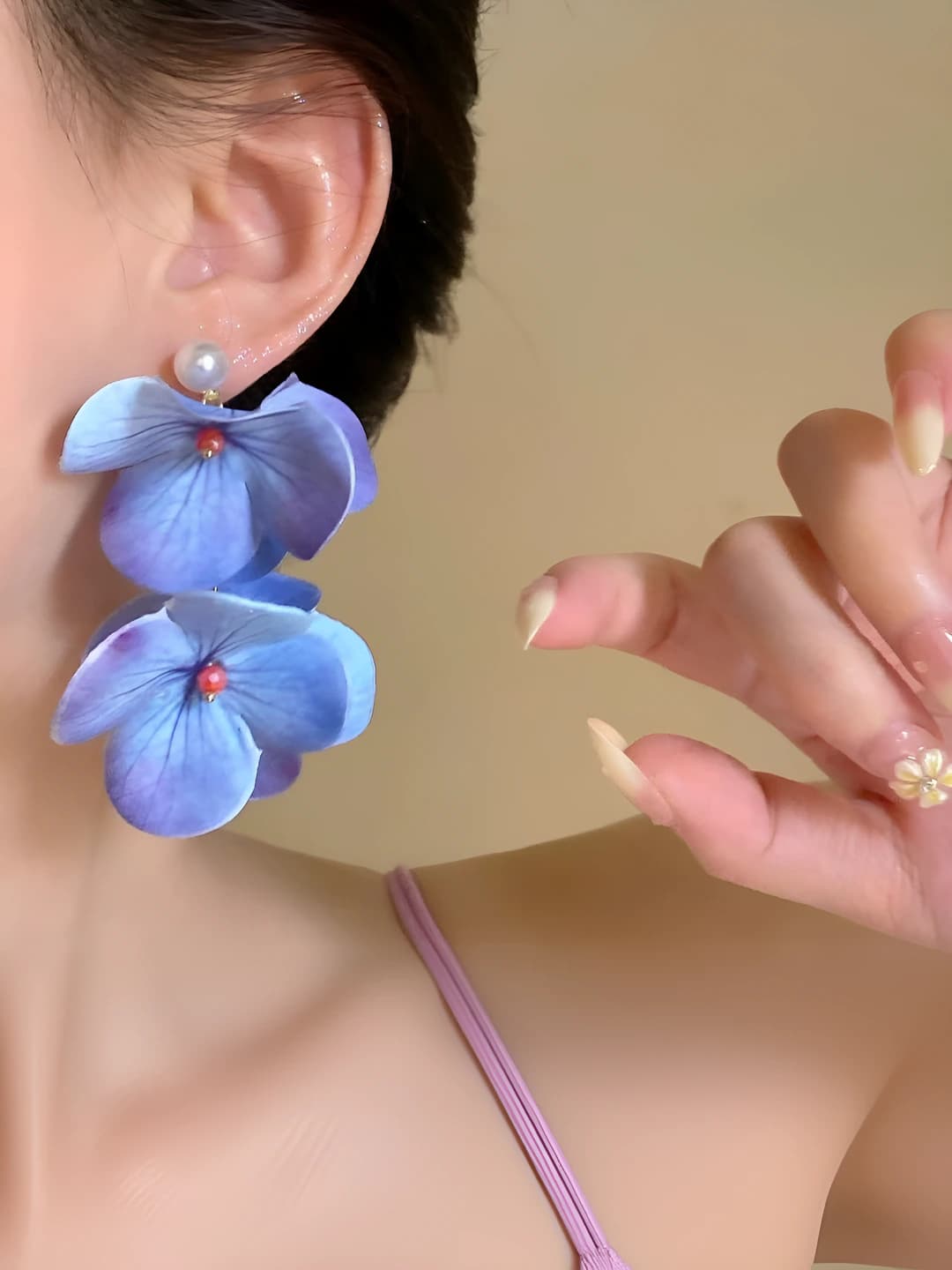 Синие 3D цветочные серьги