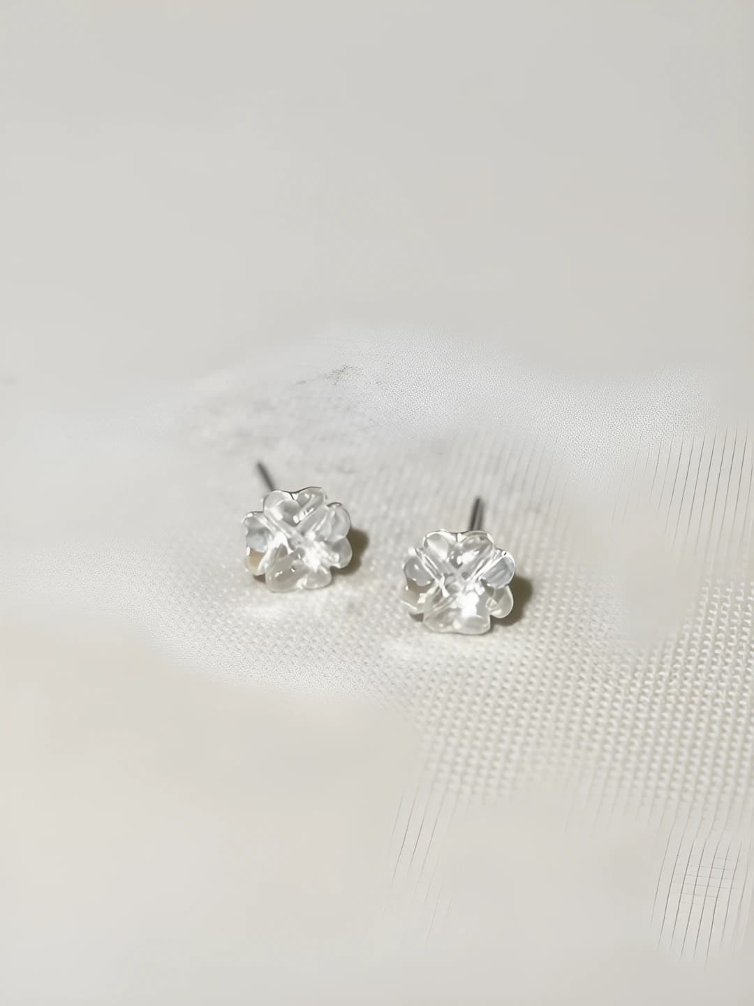 White zircon small flower pair
