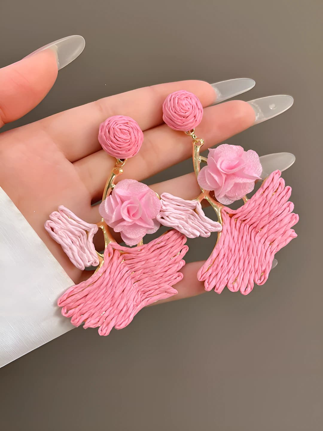 Pushti ginkgo gulli quloqchin