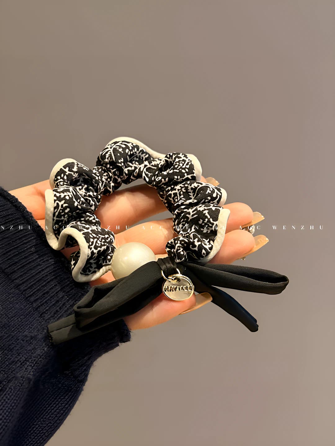 2# Black floral pearl, ~8 cm
