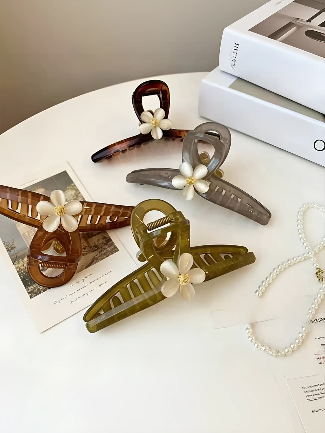 Women's hair clips and combs: plastic, handmade, design element flowers, retro style, large claw clip