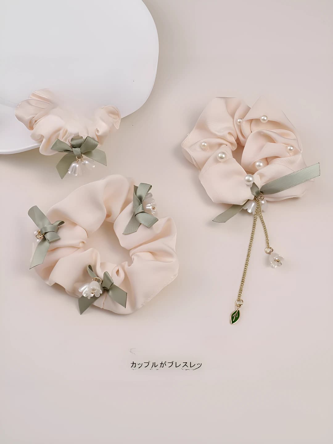 Women's satin scrunchie hair tie in Korean style, large size, stretchy