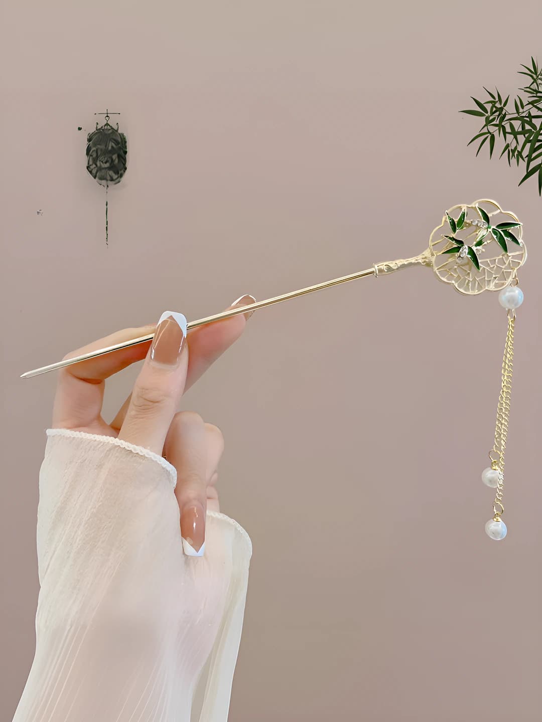 Bamboo fan tassel