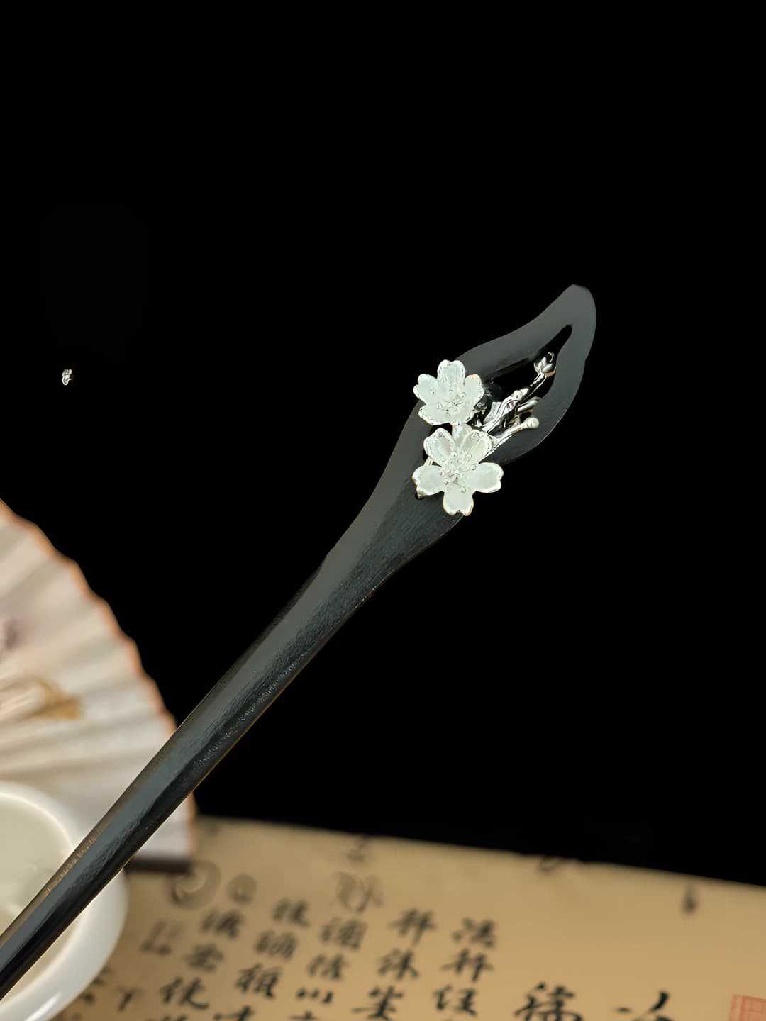 4# Black plum blossom hairpin