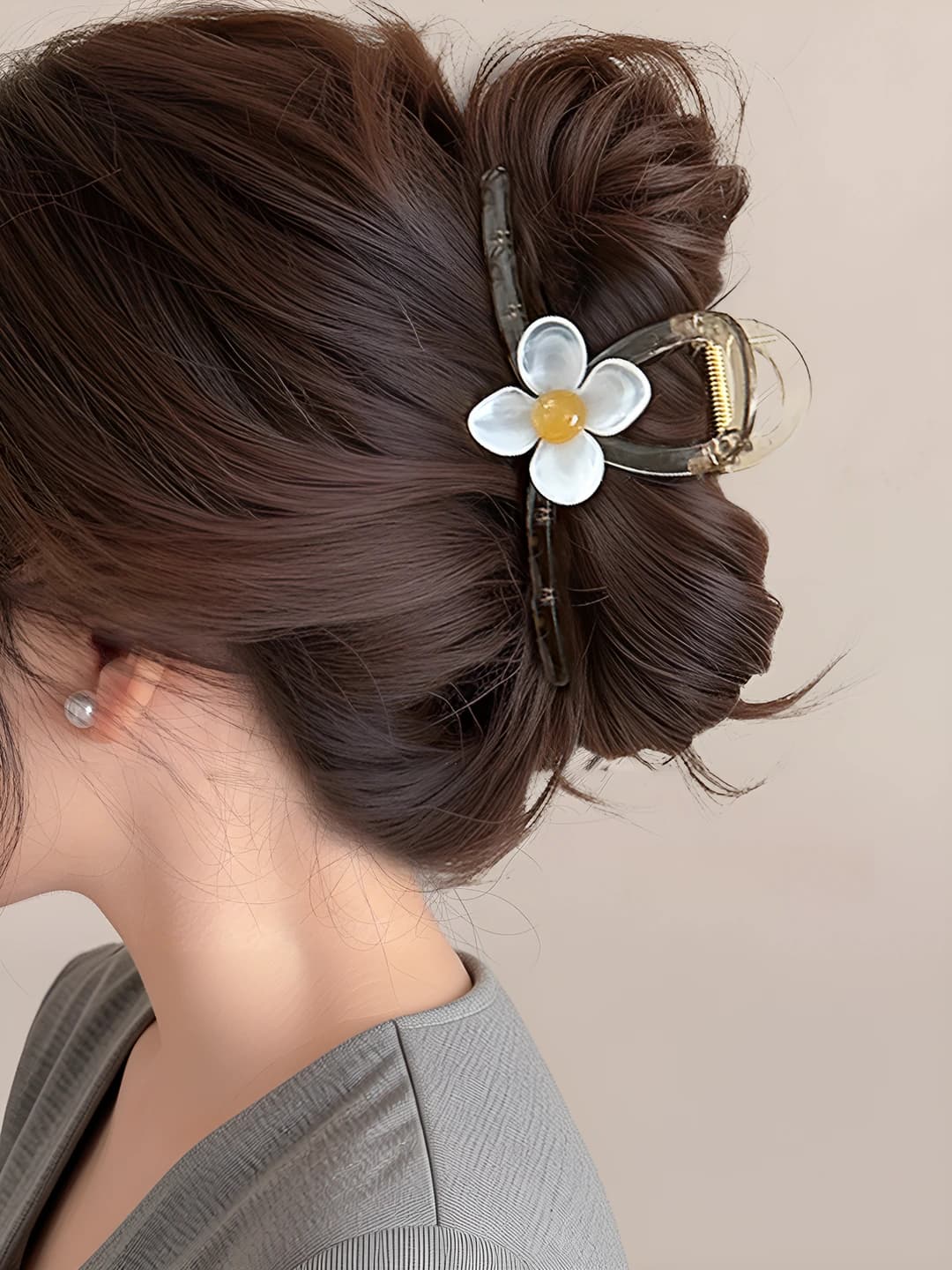 3# Beige flower clip 13 cm