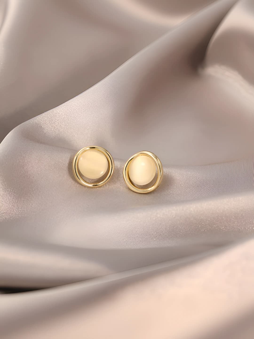 1# Cat's eye quloqqa