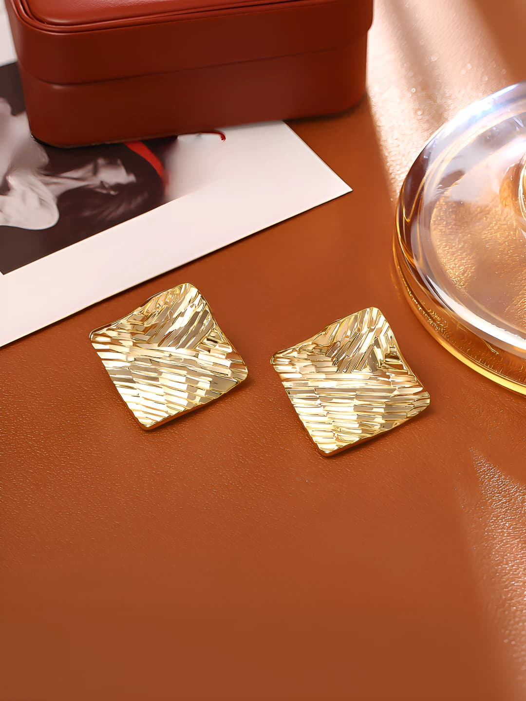 Gold sequin stud (S925)