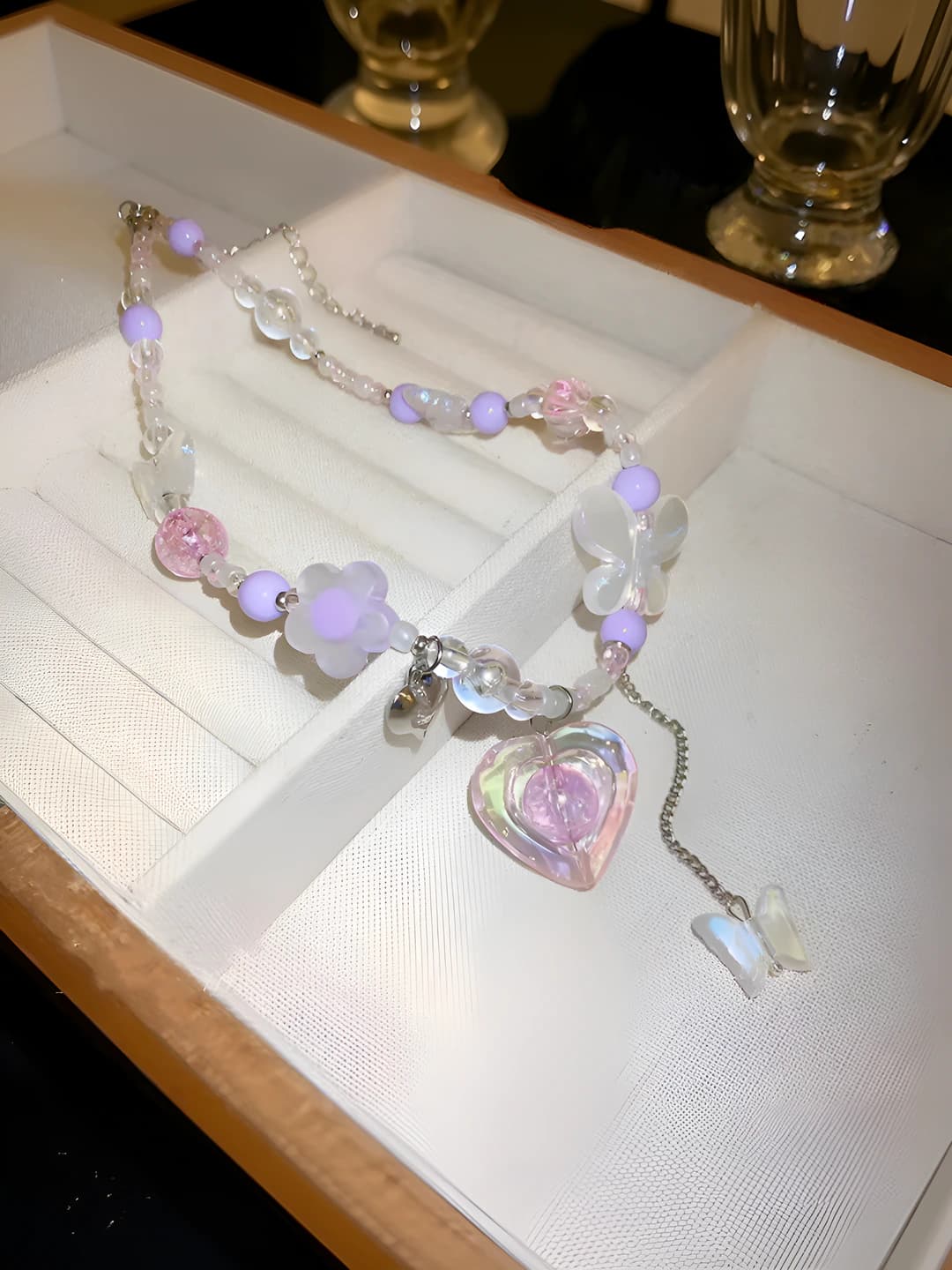 Colour-block heart beaded necklace