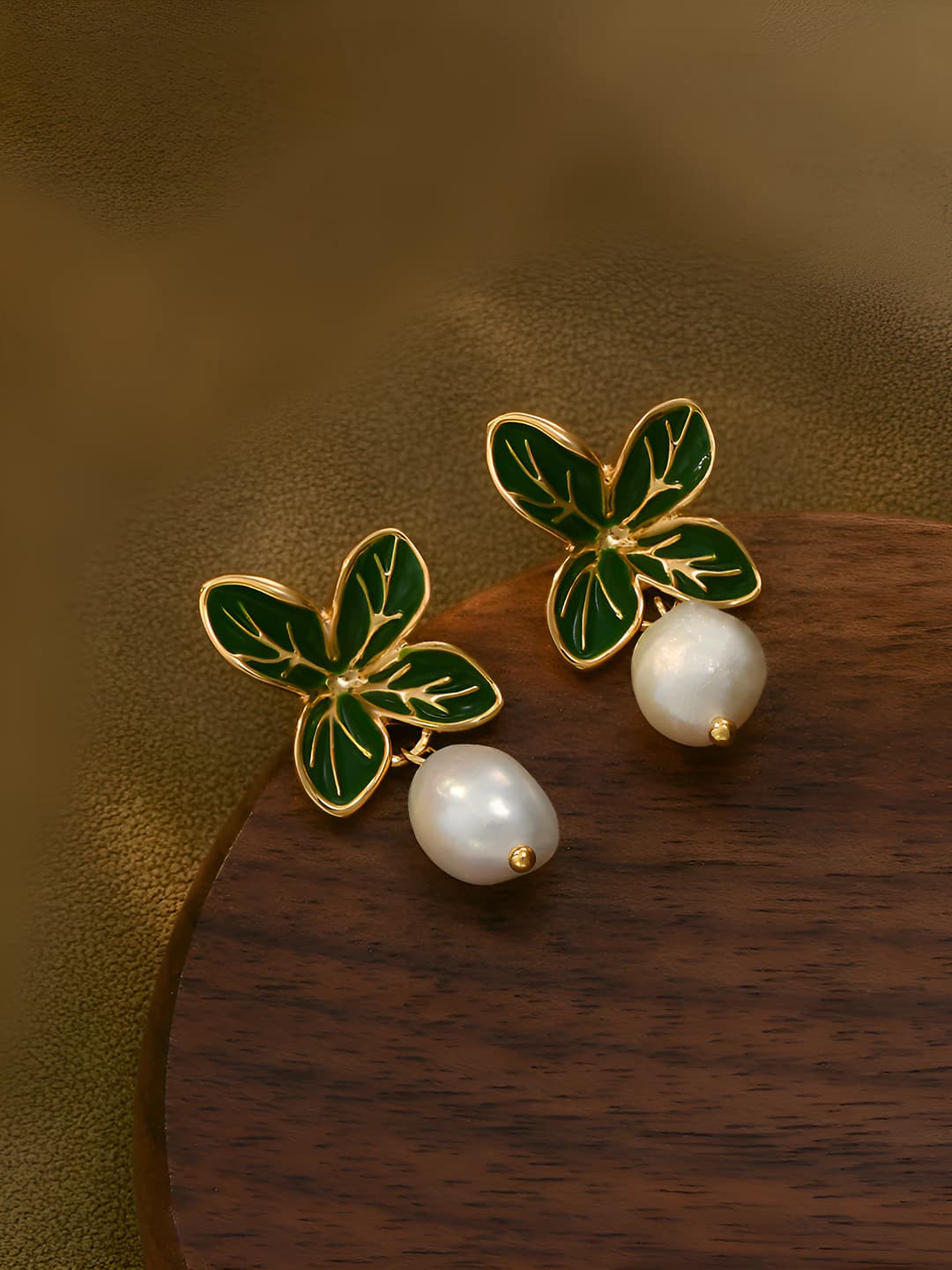 Women's silver post baroque freshwater pearl earrings, minimalist ins style design