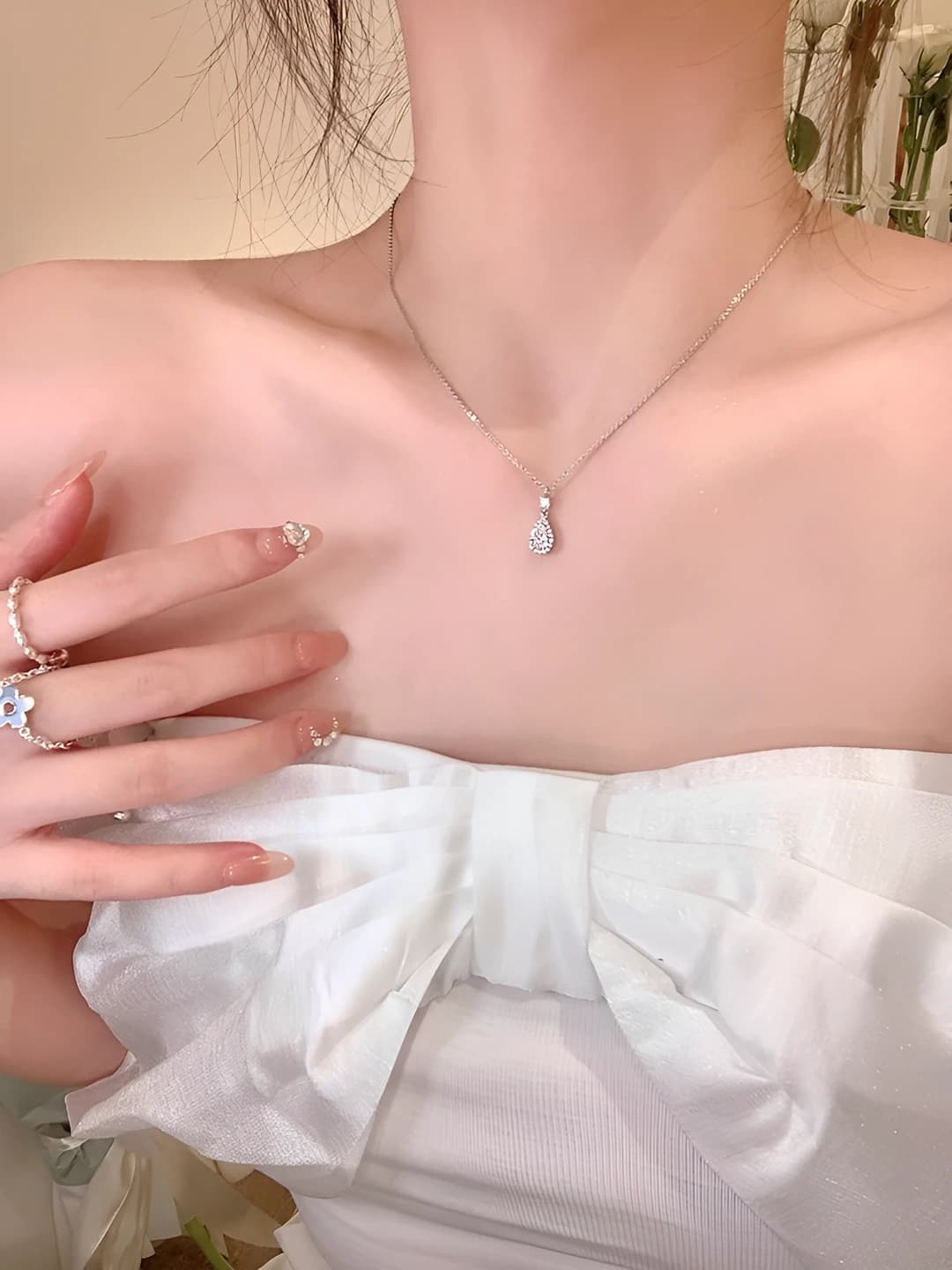 Teardrop Necklace