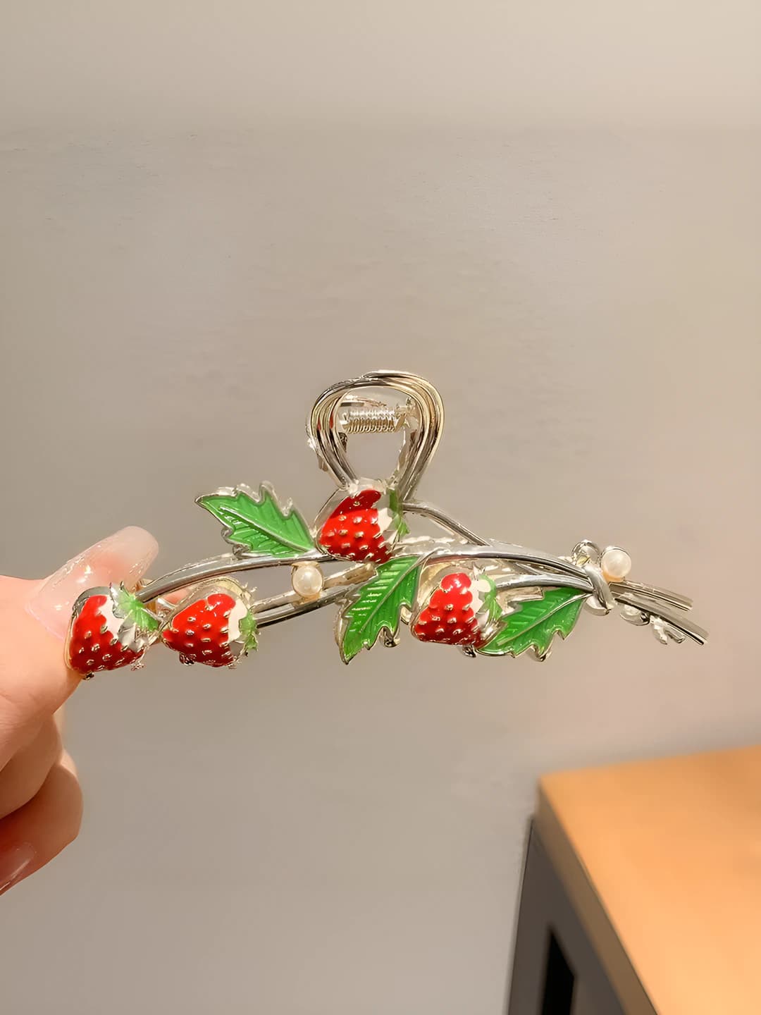 Red strawberry gold clip