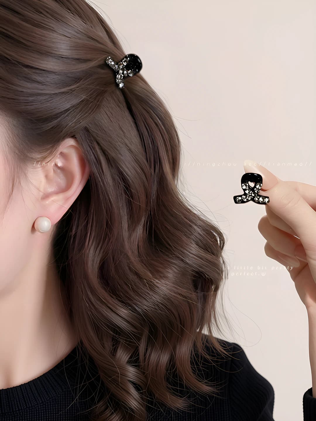 Diamond cross clips, 1 pair