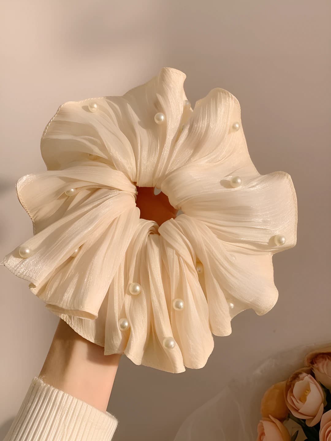 1# White pearl ruffle 20 cm