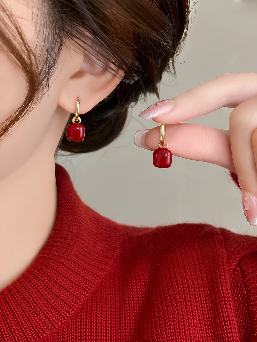 Women's retro style red square earrings, alloy material, two ways to wear