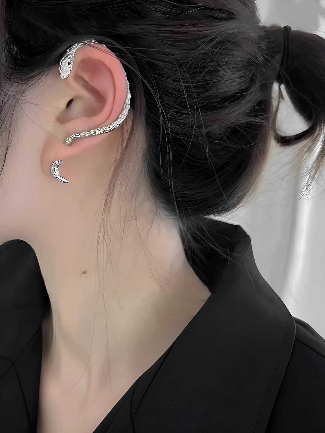 Women's snake design stud earrings made of alloy in retro style
