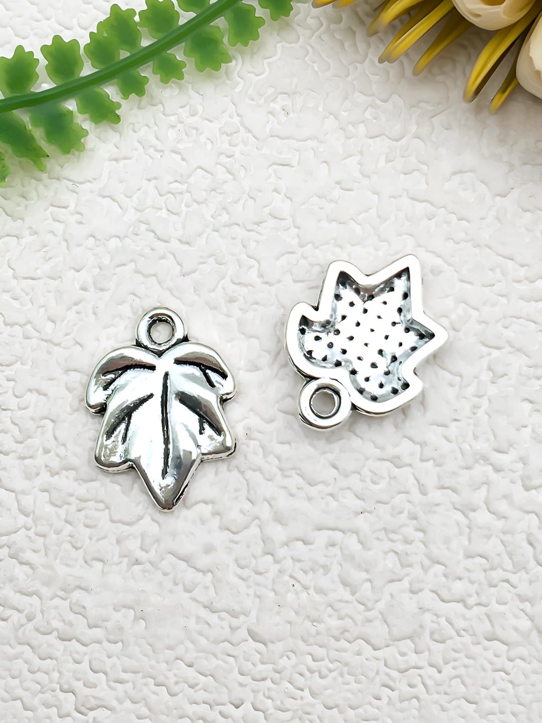 1 pc leaf 11x15mm-0.8g