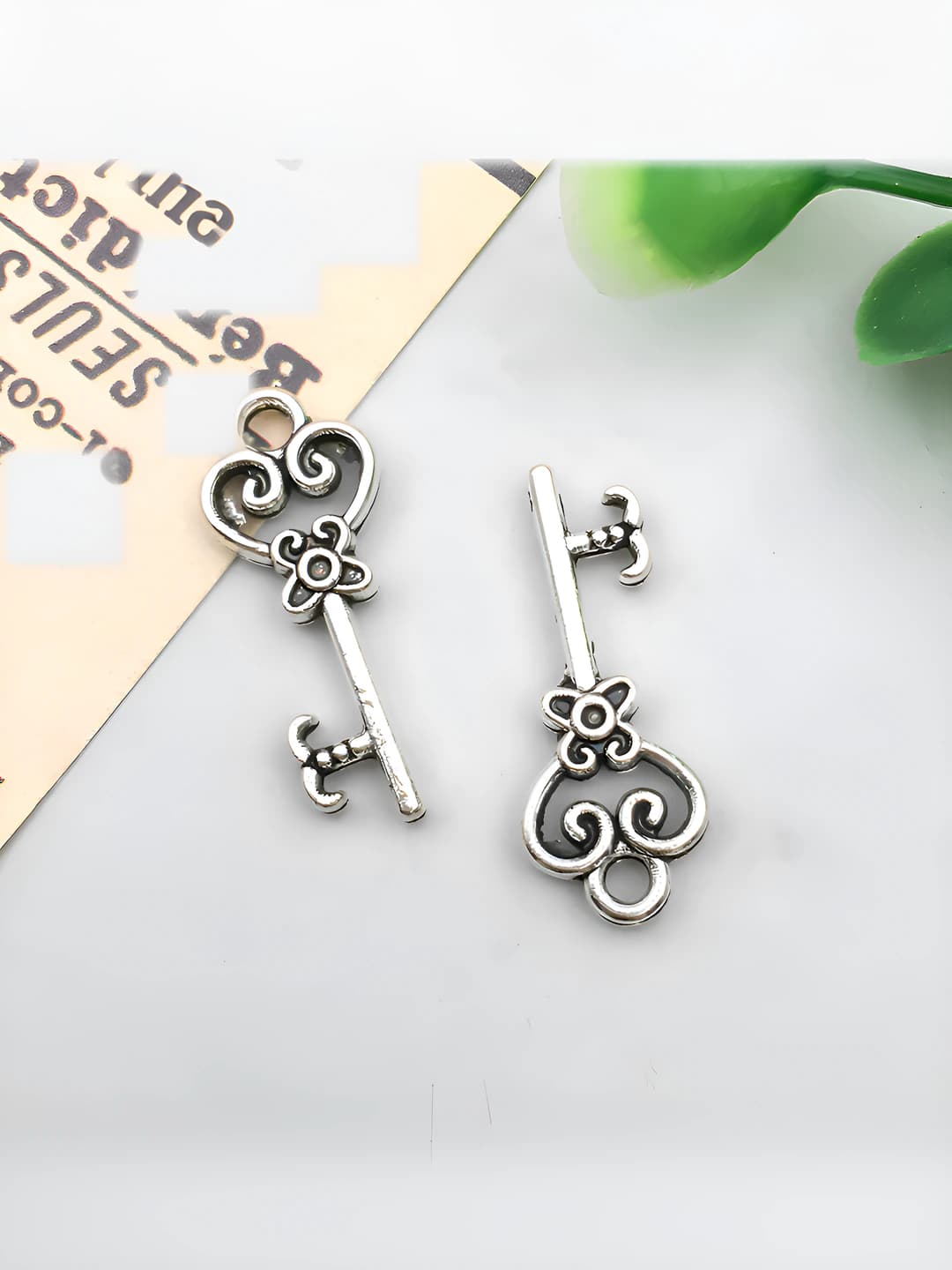 1 pc Antique silver key 9x21mm-0.7g-6722