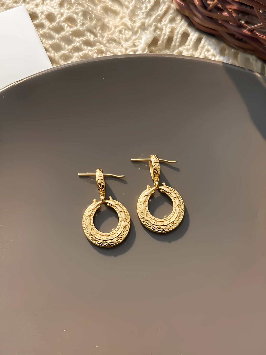 Beige irregular cone stud earrings - 925 silver