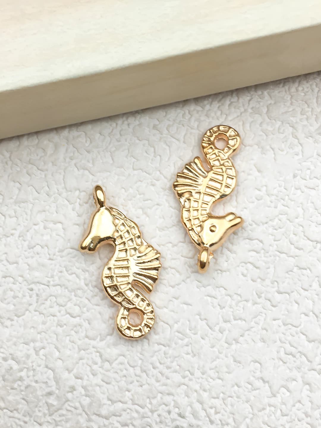 1 pc seahorse 11x23mm-1.3g