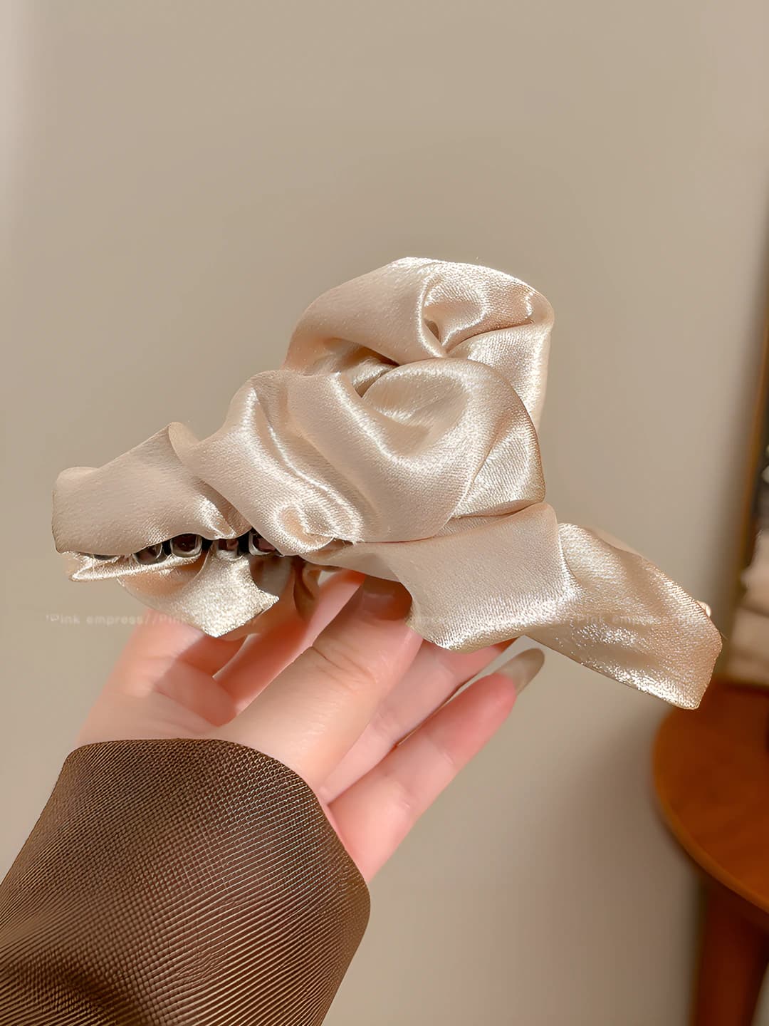 4# Шампань складчатый облако зажим 13cm