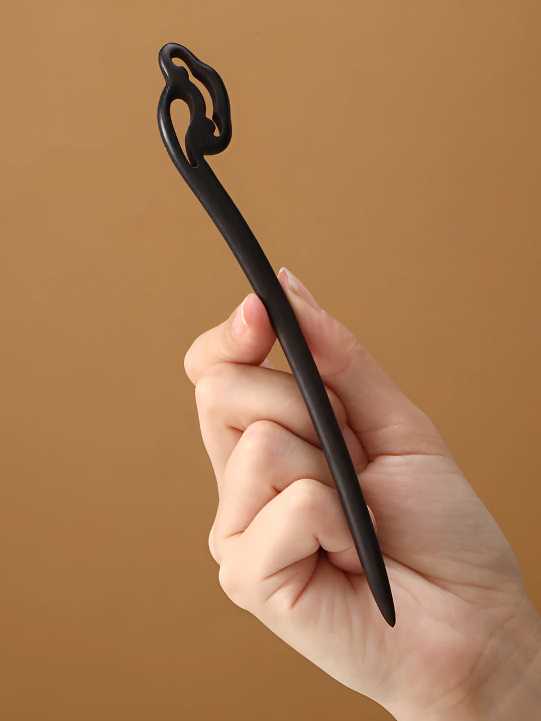 B03 Black Ebony Cai Yun 18 cm