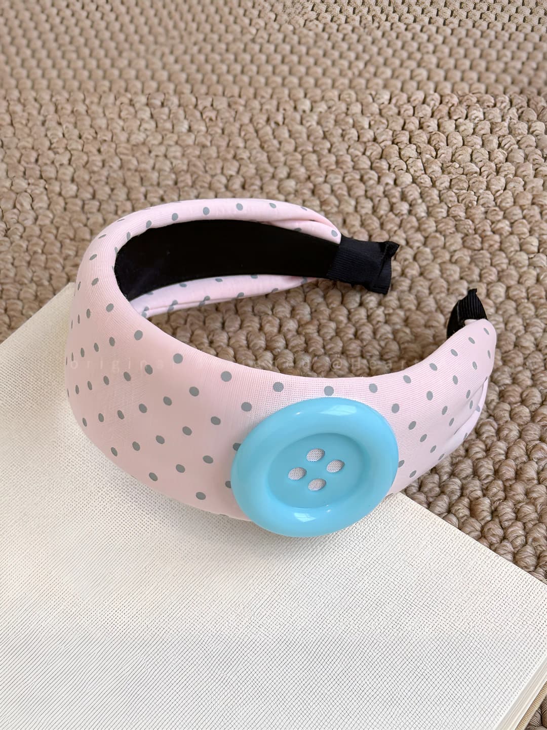 Blue button pink headband