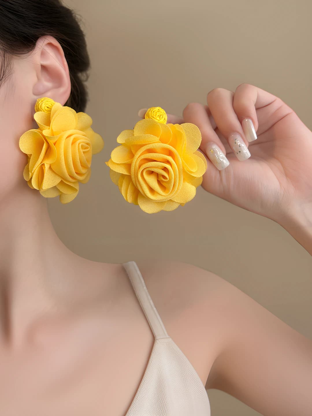 Yellow fabric rose studs - 6.3 cm