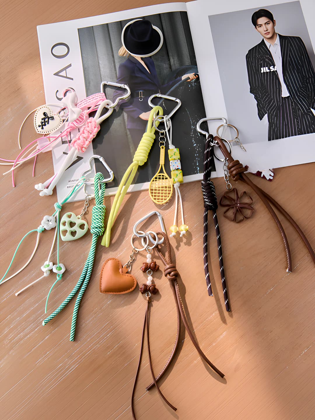 Women's keychain: leather, Korean style, animal pattern, summer, woven, pearl, shell, stars and Saturn design elements