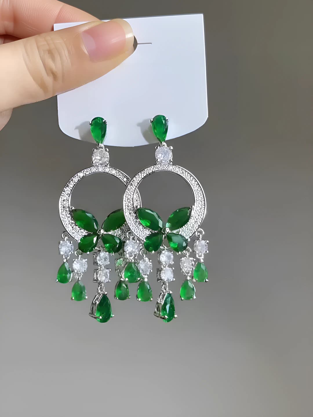 Серебро, зелёный